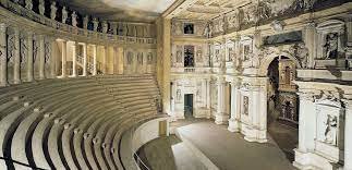 Teatro olimpico interno.jpg